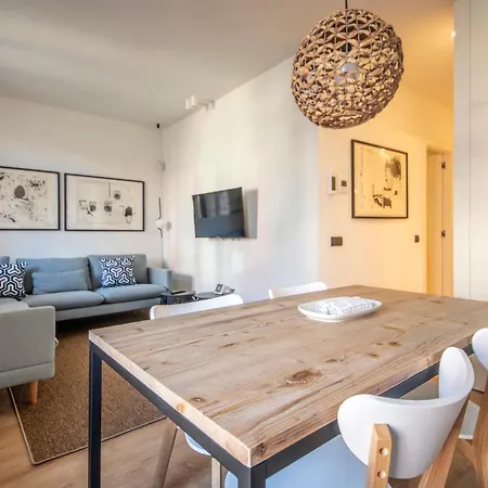 Apartment De Cuatro En Carrer Diputacio Barcelona