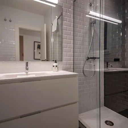 Apartment De Cuatro En Carrer Diputacio *