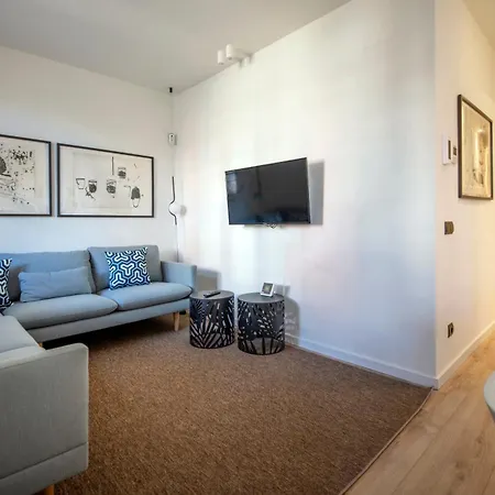 Apartment De Cuatro En Carrer Diputacio
