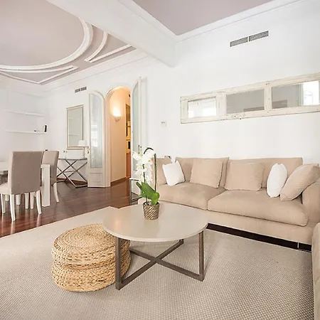 4 En Calle Balmes - Stylish * Barcelona
