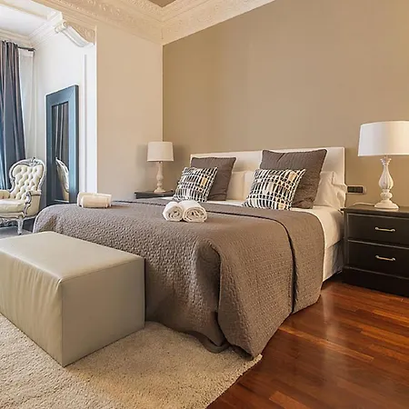 4 En Calle Balmes - Stylish Apartment