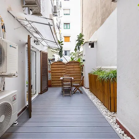 Cozy Terrace In Eixample Apartment *