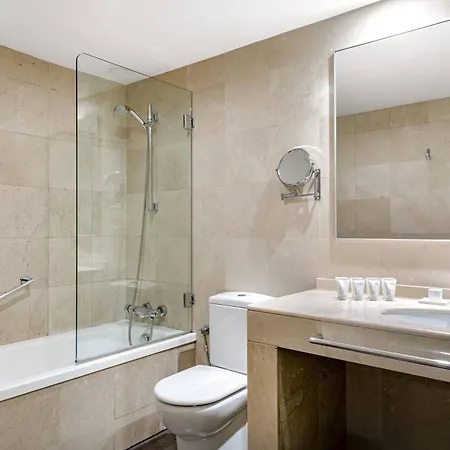 Hotel Ac Victoria By Marriott 4*