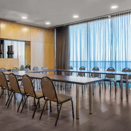 Ac Forum By Marriott Барселона