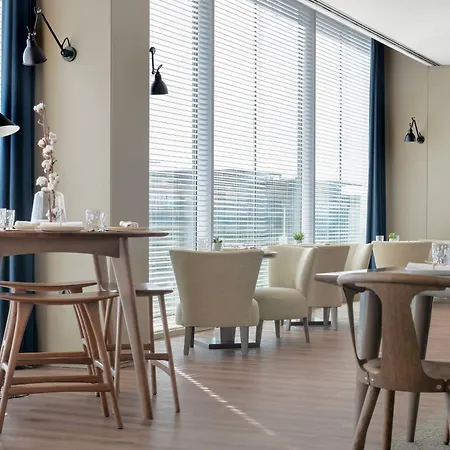 Hotel Ac Forum By Marriott 4*