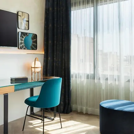 Hotel Renaissance