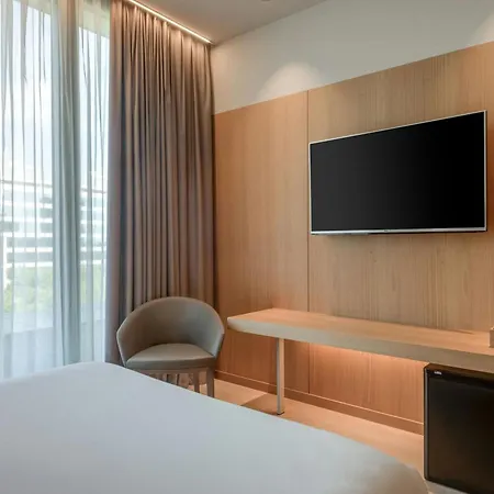 Hotel Ac Diagonal L'illa By Marriott Barcelona