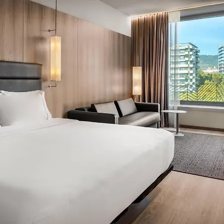Hotel Ac Diagonal L'illa By Marriott 4*
