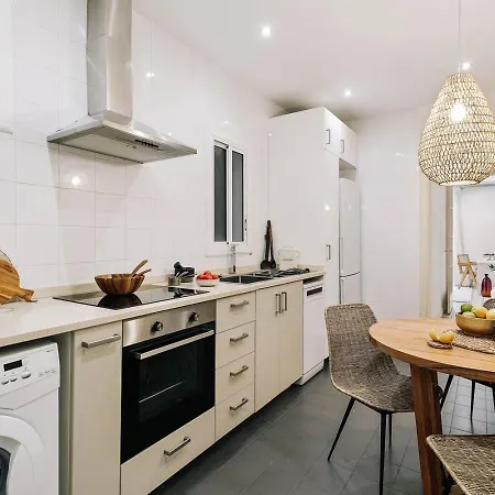 Veduto - 2 Bedrooms In Eixample Esquerra Apartment