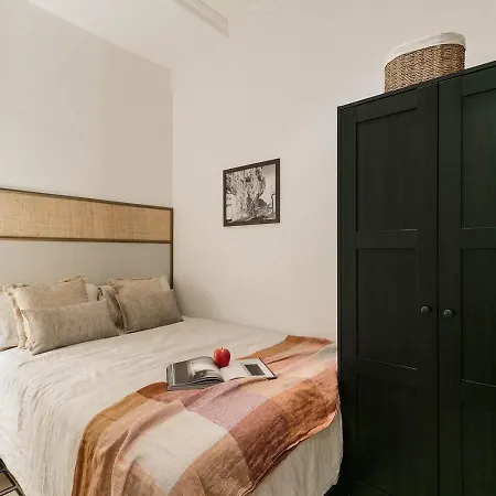 Veduto - 2 Bedrooms In Eixample Esquerra Apartment Barcelona