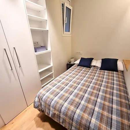 Cozy Bedroom With A Private Bathroom In A Shared House