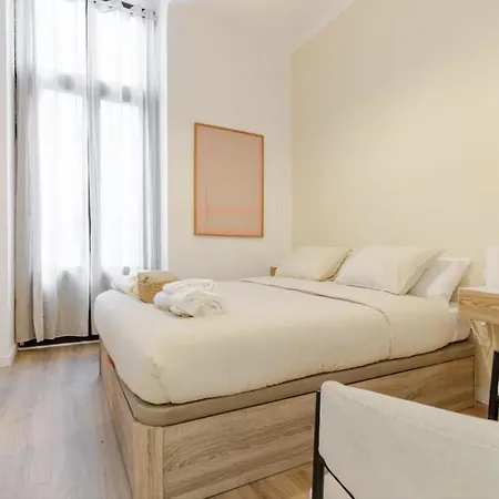Aparthotel Unicas En La Rambla