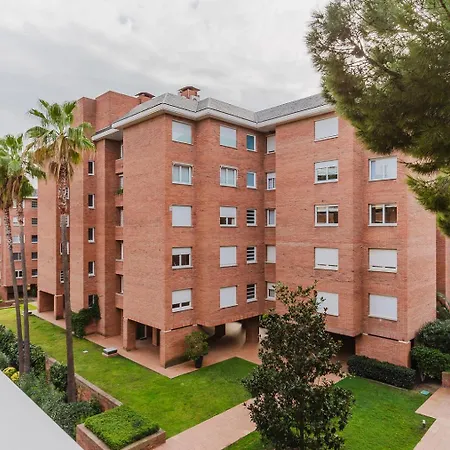 Apartment Blueground Pedralbes Pool Garden Ac Bcn-175