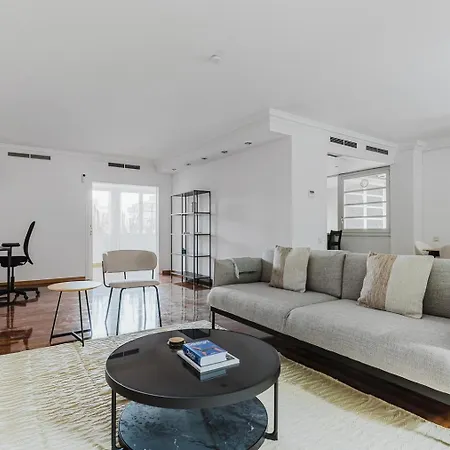 Blueground Pedralbes Pool Garden Ac Bcn-175 Apartment Barcelona
