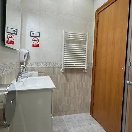 בית הארחה Madrazo ברצלונה