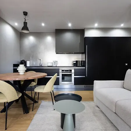 U-nique Pau Claris Ii Apartment