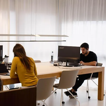 Circles House Coliving & Coworking * Barcelona