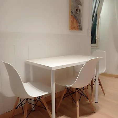 Private Doble & Single In The Center Metro L5 & L1 Mallorca Street Guest house *