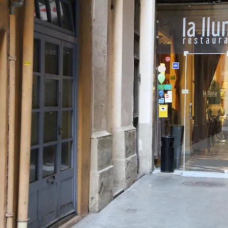 Ramblas Plaza Catalunya -wi-fi 300 Mbps Apartment Barcelona