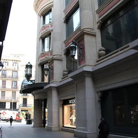 Ramblas Plaza Catalunya -wi-fi 300 Mbps Apartment
