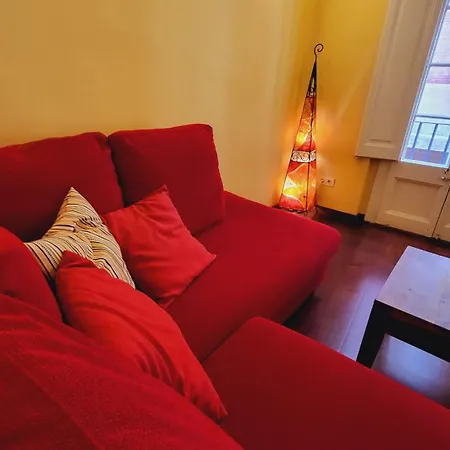 Ramblas Plaza Catalunya -wi-fi 300 Mbps Apartment