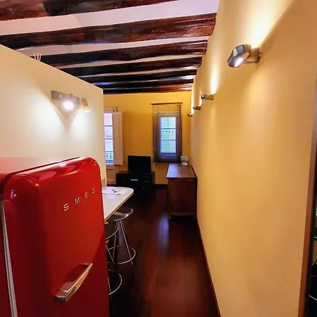 Ramblas Plaza Catalunya -wi-fi 300 Mbps Apartment *