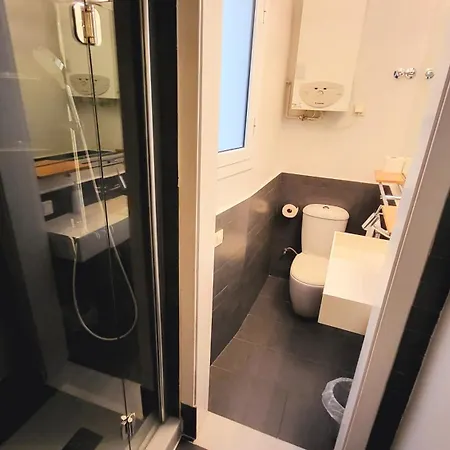 Ramblas Plaza Catalunya -wi-fi 300 Mbps Apartment