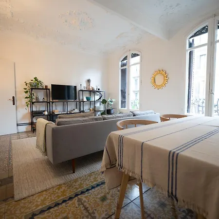 Stylish Retreat In Catalonia Apartment
