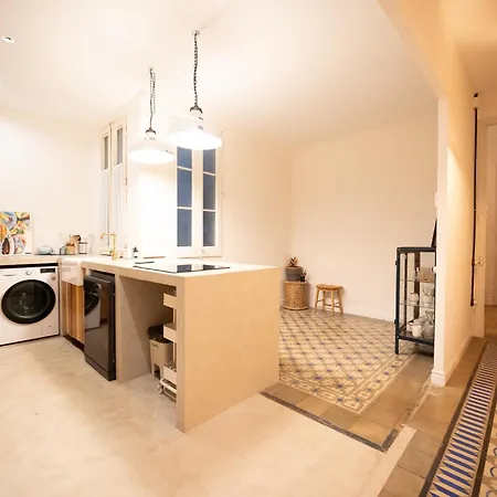 Apartment Stylish Retreat In Catalonia Barcelona