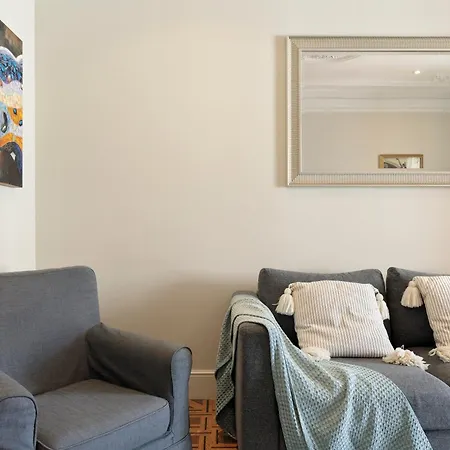 Apartment Verdaguer By *