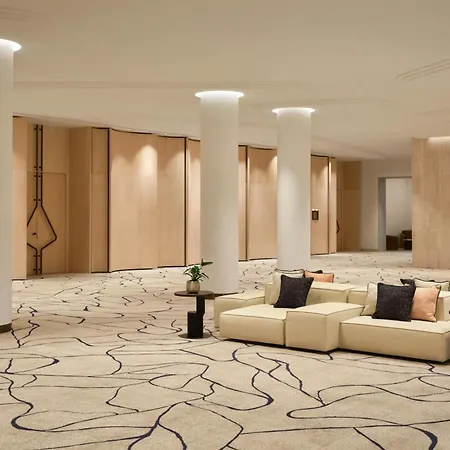 Hotel Arts