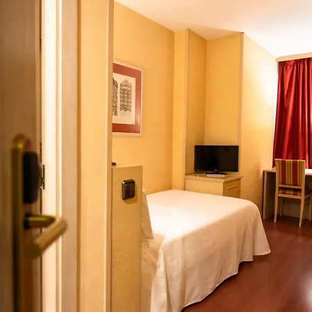 Hotel Sunotel Junior 2*