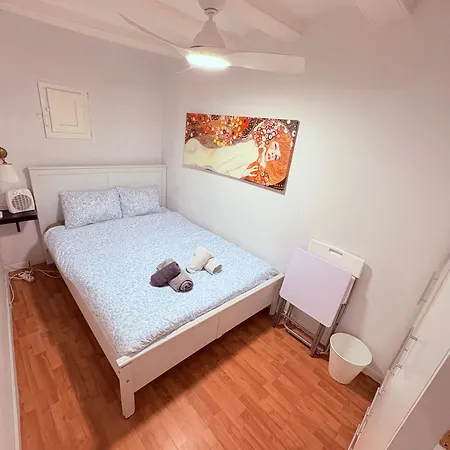 Stunning Flat For 6 People 3 Blocks From The Welcome Breakfast