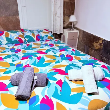 Stunning Flat For 6 People 3 Blocks From The Welcome Breakfast Apartment *