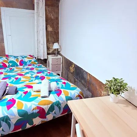 Stunning Flat For 6 People 3 Blocks From The Welcome Breakfast * Barcelona