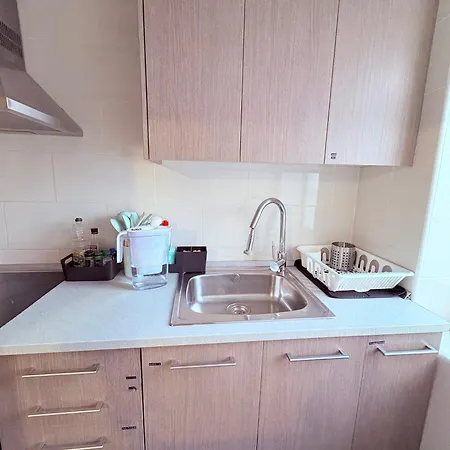 Stunning Flat For 6 People 3 Blocks From The Welcome Breakfast