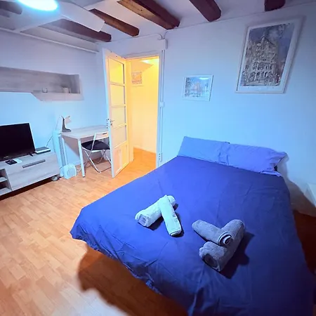 Stunning Flat For 6 People 3 Blocks From The Welcome Breakfast *