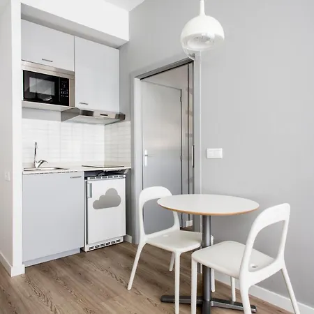 Residencia Universitaria Resa Lesseps Apartment Barcelona