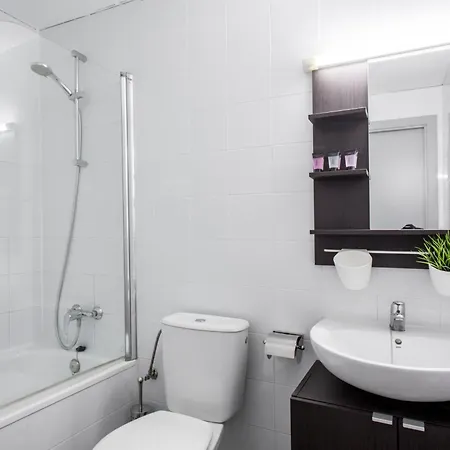 Residencia Universitaria Resa Lesseps Barcelona