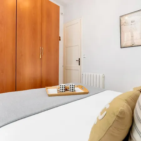 Fridays Flats Whisper-quiet Near Sagrada's Heart Appartement Barcelona