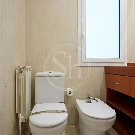 Piso Familiar Cerca De Diagonal Appartement Barcelone