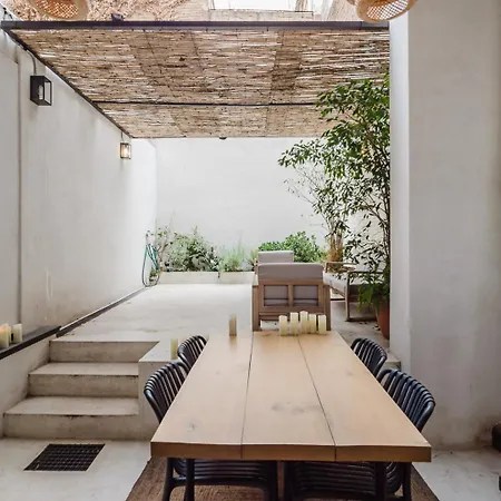 Luxury 2 Story Near Passeig De Gracia Apartment *