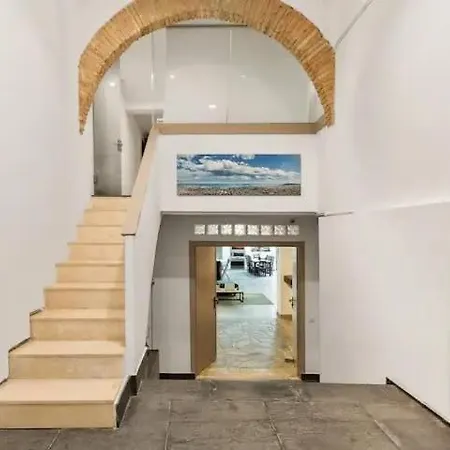 Apartment Huge Duplex With Private Garden Next To Ramblas *