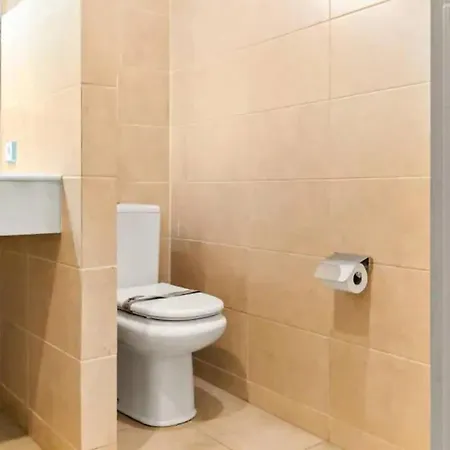 Huge Duplex With Private Garden Next To Ramblas *