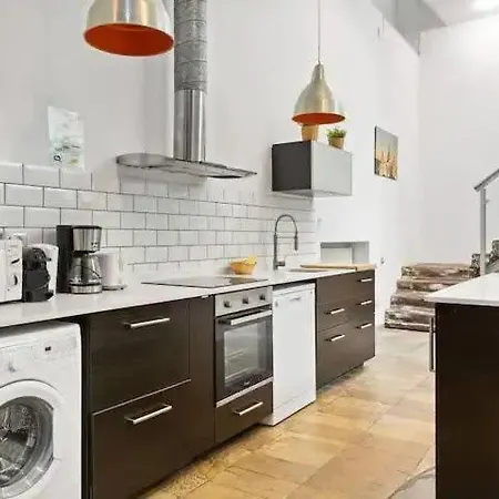 Huge Duplex With Private Garden Next To Ramblas