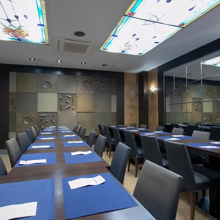 埃文尼亚罗卡福特酒店 酒店 巴塞罗那