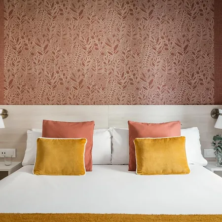 Bypillow House Hotel *