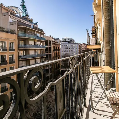 41nap1102- Beautiful Near Sagrada Famili Barcelona
