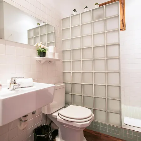 41nap1102- Beautiful Near Sagrada Famili Apartment *
