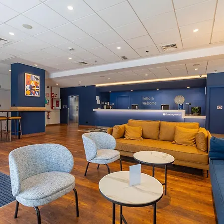Otel Travelodge Poblenou Barselona